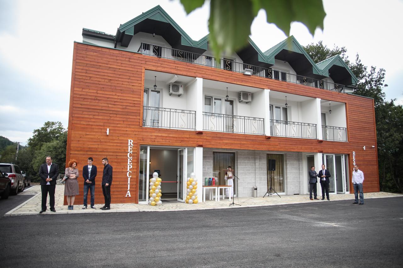 Hotel Serdar Mojkovac Exteriör bild