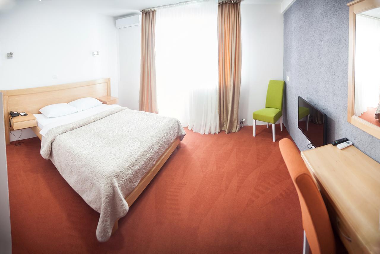 Hotel Serdar Mojkovac Exteriör bild
